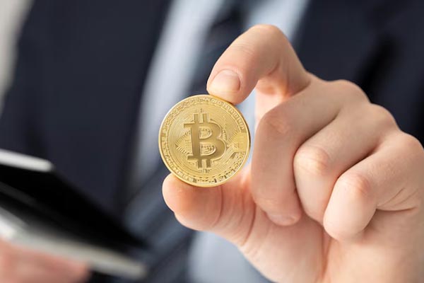 Waspada! Investasi Kripto Bodong Menyebar Lewat Medsos, OJK Jangan Terjebak Janji Manis